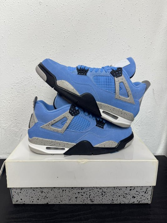 Air Jordan 4 Retro "University Blue"